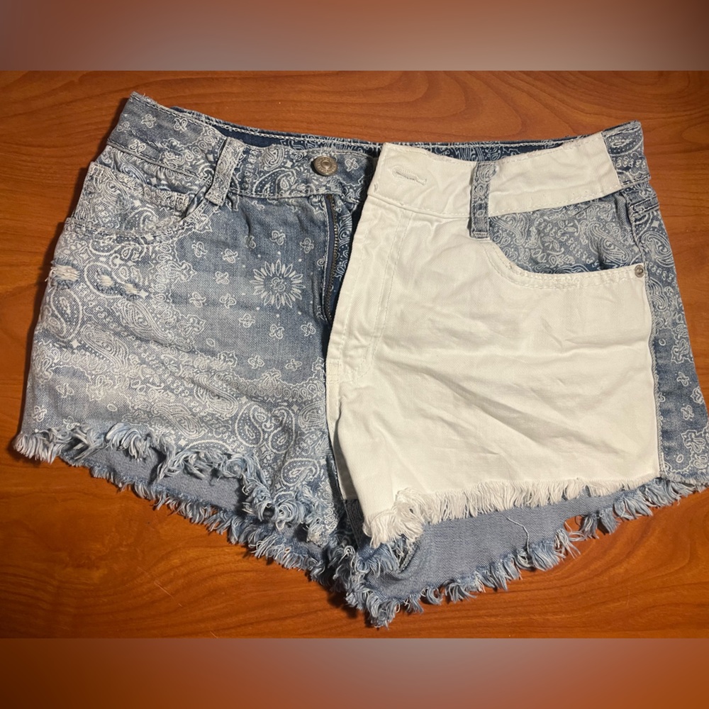 Happily Grey Women's 9/29 Double Pattern Jean Shorts